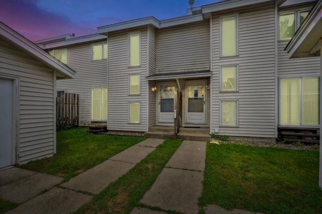 8416 22nd Avenue S, Bloomington, MN 55425