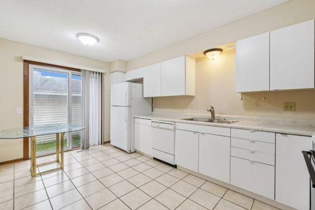 8416 22nd Avenue S, Bloomington, MN 55425