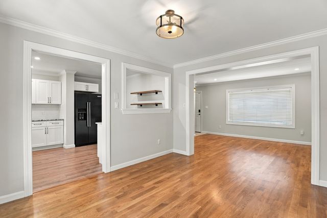 50 Hicks Avenue 16, Medford, MA 02155