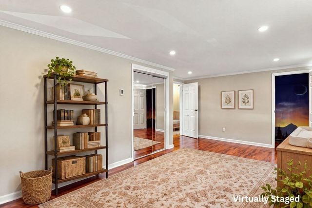 50 Hicks Avenue 16, Medford, MA 02155