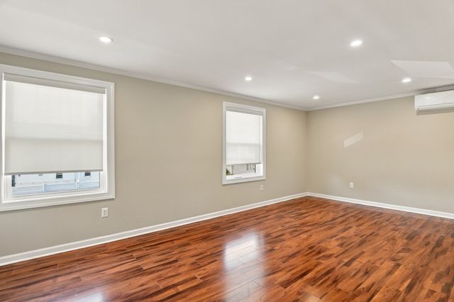 50 Hicks Avenue 16, Medford, MA 02155