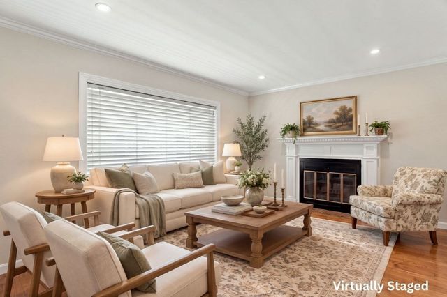 50 Hicks Avenue 16, Medford, MA 02155
