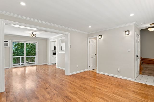 50 Hicks Avenue 16, Medford, MA 02155