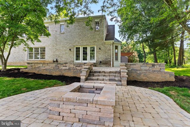 1570 WALKER ROAD, Chambersburg, PA 17201