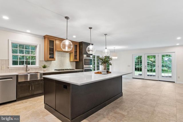 1570 WALKER ROAD, Chambersburg, PA 17201