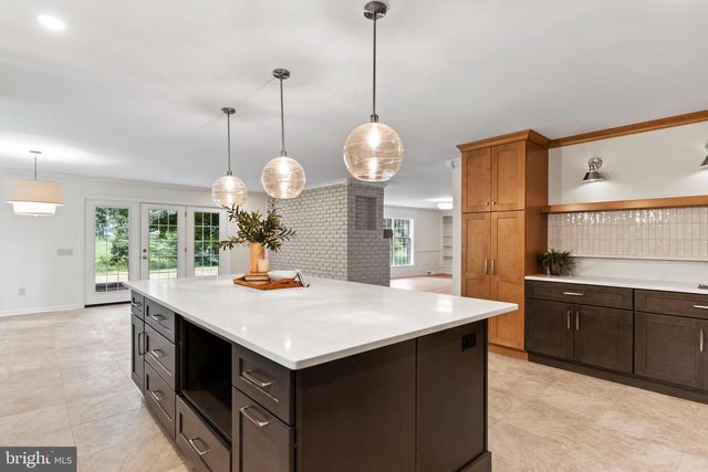 1570 WALKER ROAD, Chambersburg, PA 17201