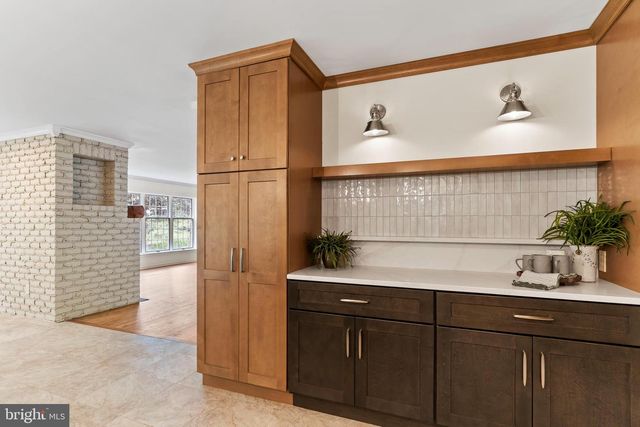 1570 WALKER ROAD, Chambersburg, PA 17201