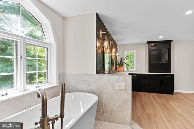 1570 WALKER ROAD, Chambersburg, PA 17201