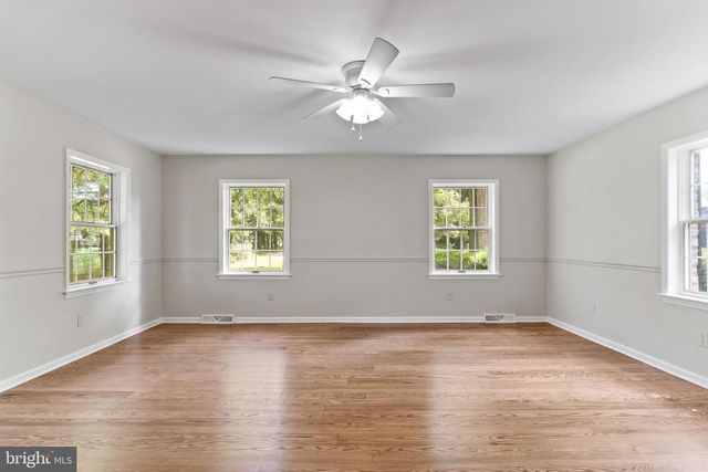 1570 WALKER ROAD, Chambersburg, PA 17201
