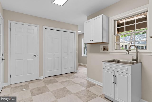 1570 WALKER ROAD, Chambersburg, PA 17201