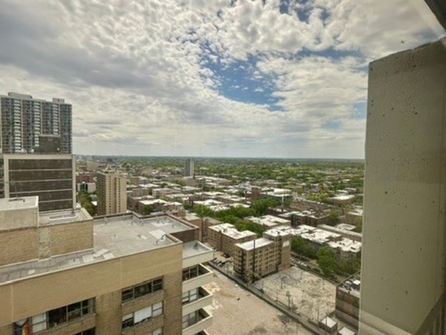 6171 N Sheridan Road 2108, Chicago, IL 60660