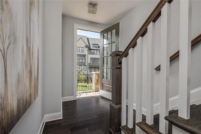 6719 Encore Boulevard, Sandy Springs, GA 30328