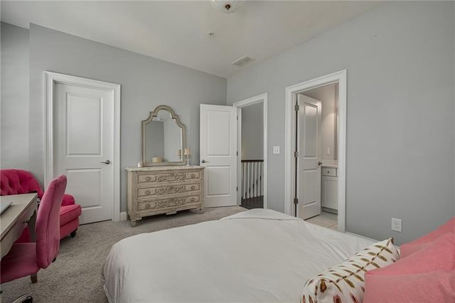 6719 Encore Boulevard, Sandy Springs, GA 30328