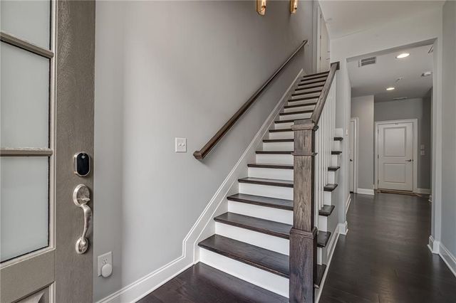 6719 Encore Boulevard, Sandy Springs, GA 30328