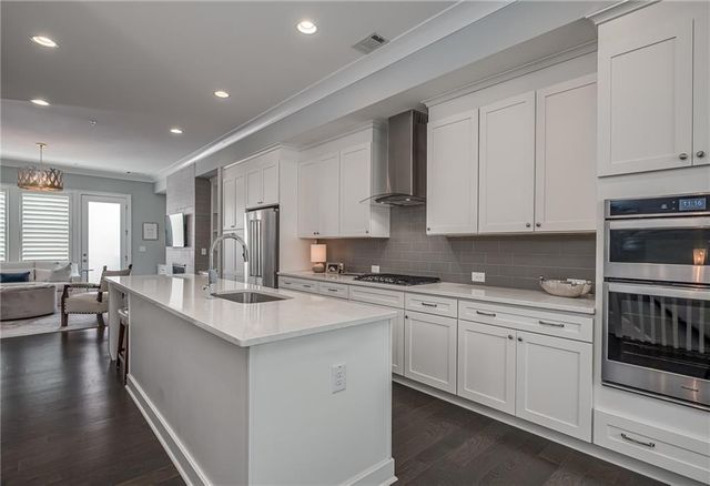 6719 Encore Boulevard, Sandy Springs, GA 30328