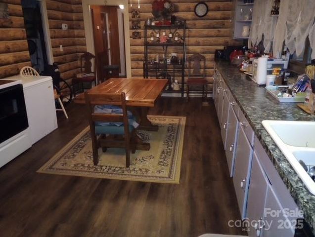 2706 Connelly Springs Road, Granite Falls, NC 28630