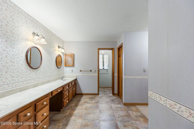 3880 Ponderosa Road, Malabar, FL 32950