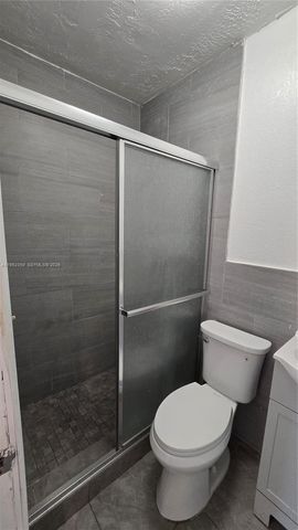 9680 NW 19th Pl, Sunrise, FL 33322