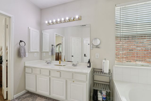 5582 Park Haven Place, Fort Worth, TX 76137