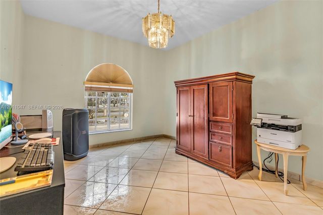 16037 NW 77th Pl, Miami Lakes, FL 33016