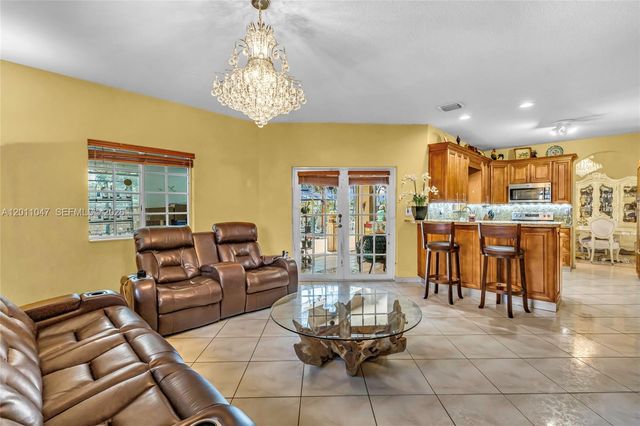 16037 NW 77th Pl, Miami Lakes, FL 33016