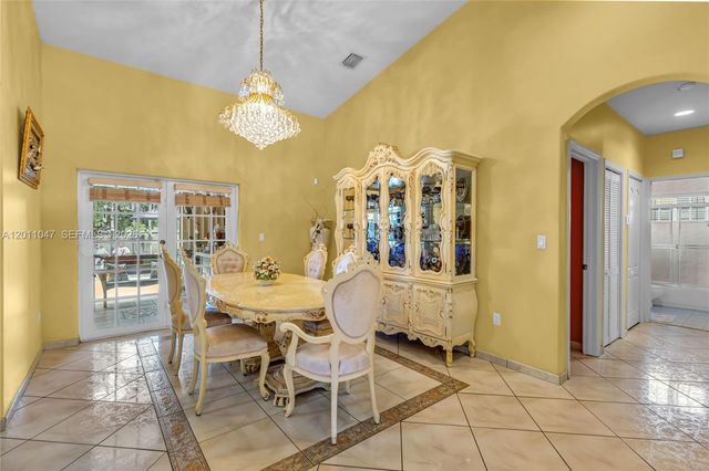 16037 NW 77th Pl, Miami Lakes, FL 33016
