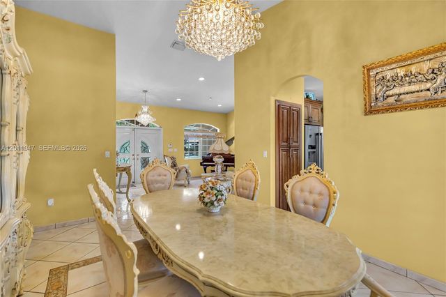 16037 NW 77th Pl, Miami Lakes, FL 33016