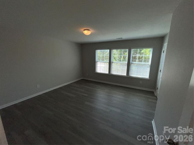 1818 Greenbrook Trail, Dallas, NC 28034
