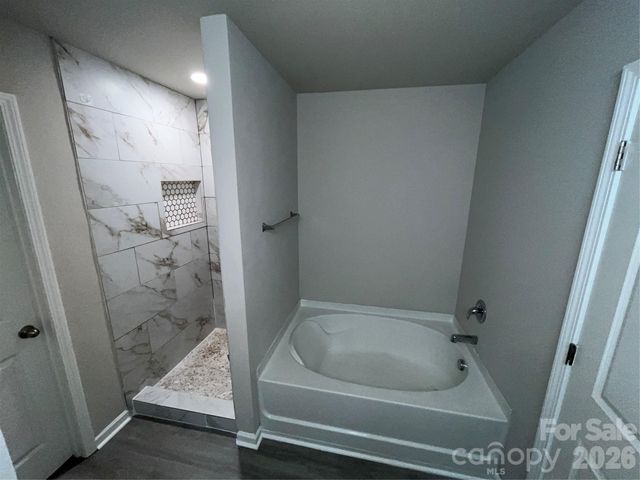 1818 Greenbrook Trail, Dallas, NC 28034