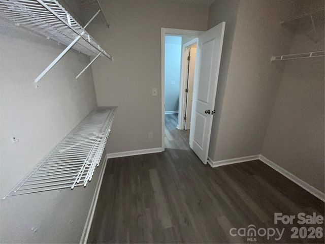 1818 Greenbrook Trail, Dallas, NC 28034