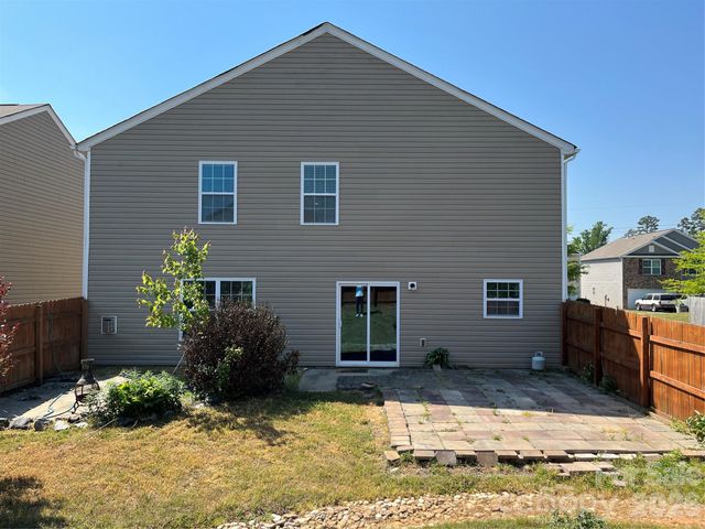 1818 Greenbrook Trail, Dallas, NC 28034