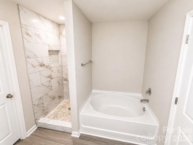 1818 Greenbrook Trail, Dallas, NC 28034