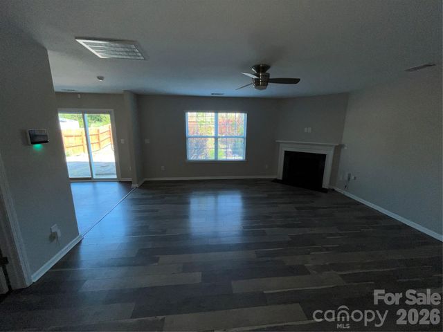 1818 Greenbrook Trail, Dallas, NC 28034