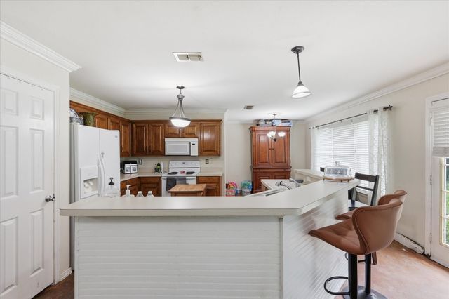 5002 Bayberry Drive, Arlington, TX 76017