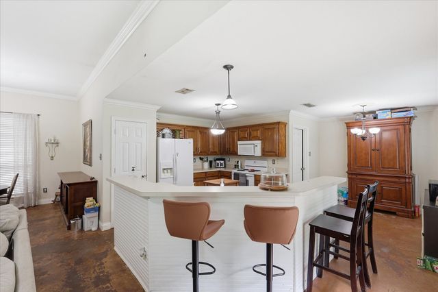 5002 Bayberry Drive, Arlington, TX 76017