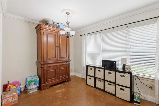 5002 Bayberry Drive, Arlington, TX 76017