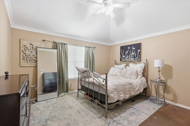 5002 Bayberry Drive, Arlington, TX 76017