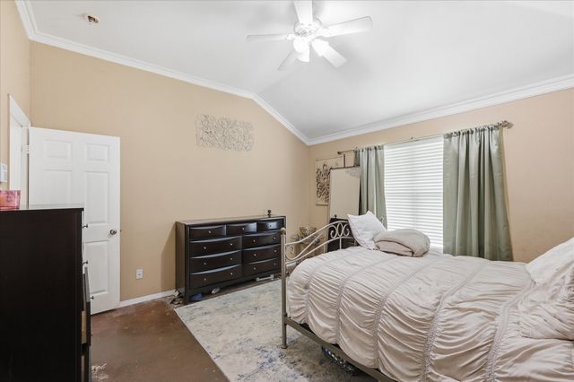 5002 Bayberry Drive, Arlington, TX 76017