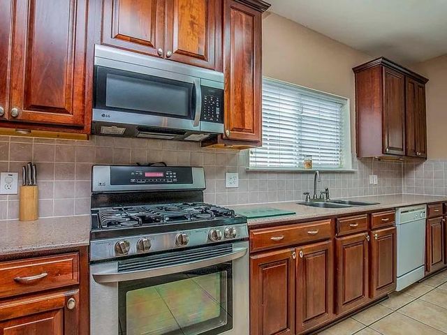 29742 Legends Green Drive, Spring, TX 77386