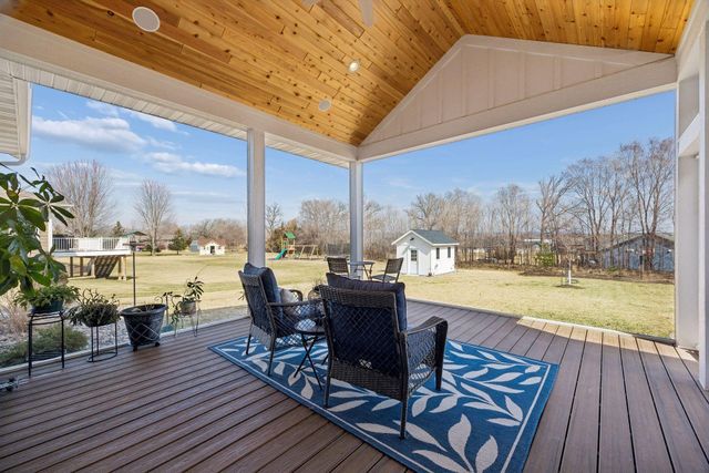 918 Hidden Meadow Lane, Lake City, MN 55041