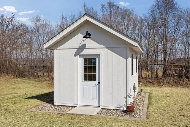 918 Hidden Meadow Lane, Lake City, MN 55041