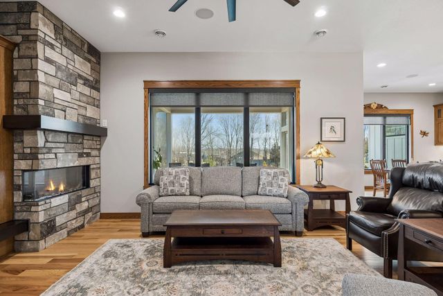 918 Hidden Meadow Lane, Lake City, MN 55041