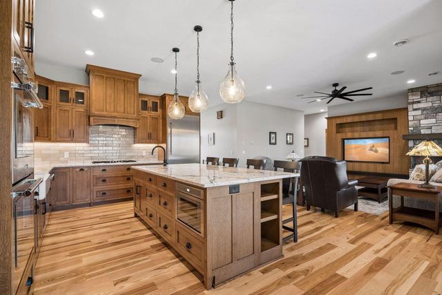 918 Hidden Meadow Lane, Lake City, MN 55041