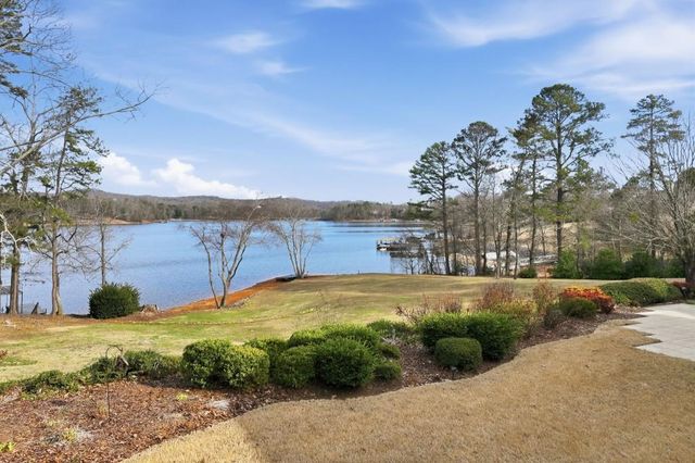 4328 Willow Oak Drive, Gainesville, GA 30506