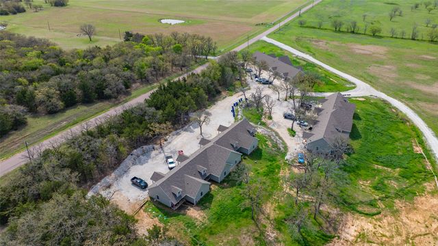 1304 County Road 115 12, Gainesville, TX 76240