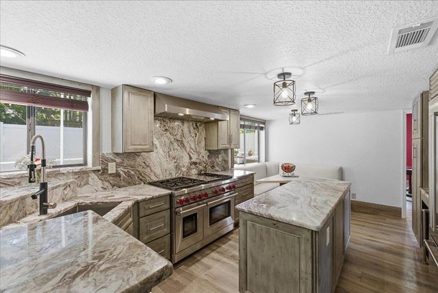 4 Santa Maria Ln, St Augustine, FL 32080