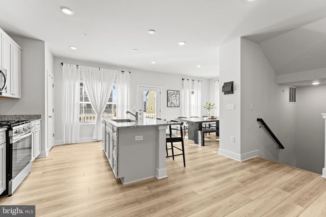 11175 CONWAY PL, White Plains, MD 20695