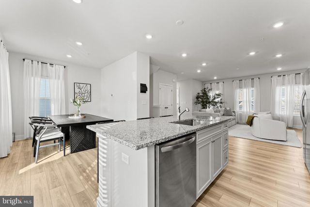 11175 CONWAY PL, White Plains, MD 20695