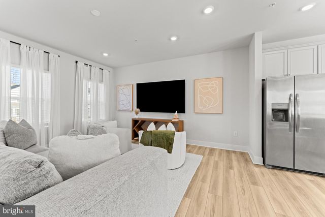 11175 CONWAY PL, White Plains, MD 20695