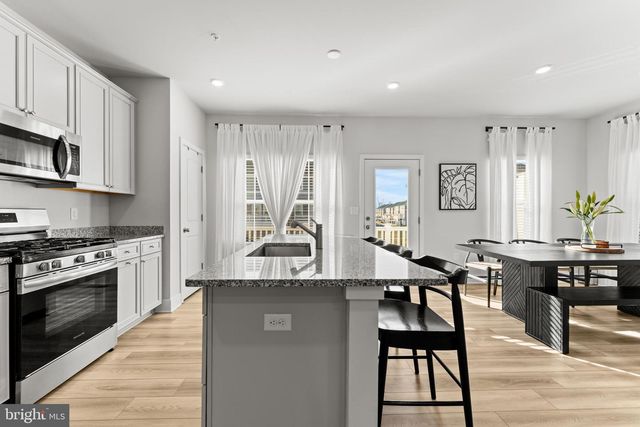 11175 CONWAY PL, White Plains, MD 20695